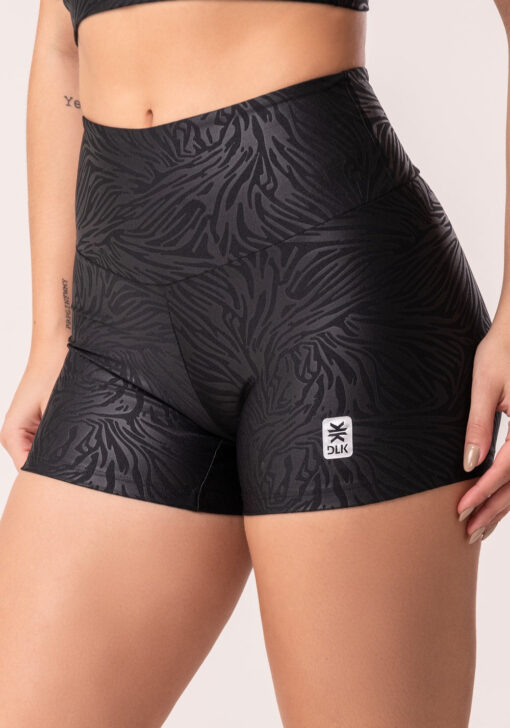 Short shine preto texturizado dlk