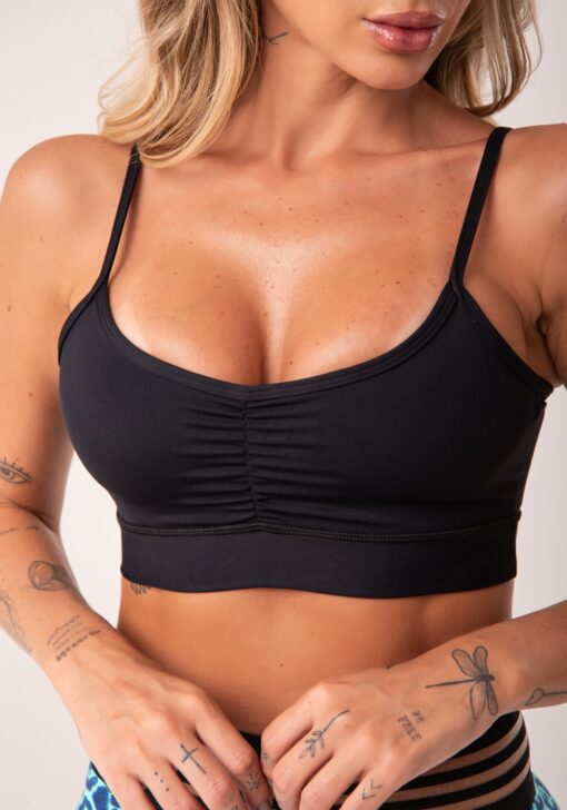 Top fitness preto franzido básico dlk - Image 5