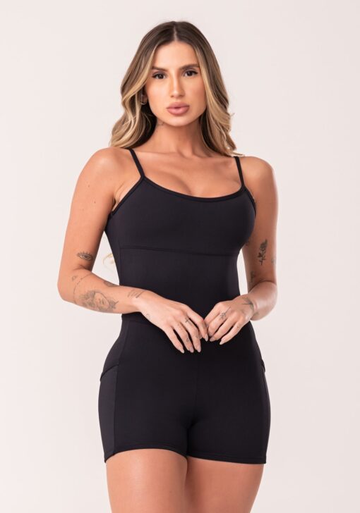 Macaquinho fitness feminino preto com bolsos oasis dlk
