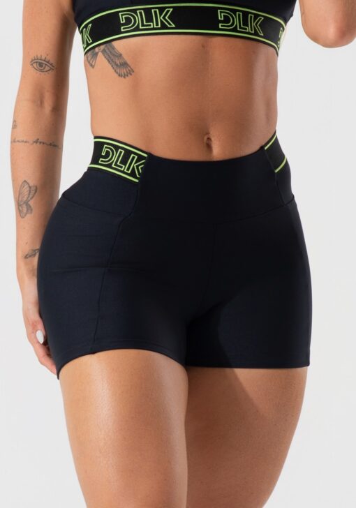 Short fitness feminino com bolsos e elástico no cós activity dlk preto - Image 3